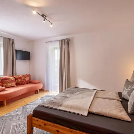 Apartment Haus Mader *